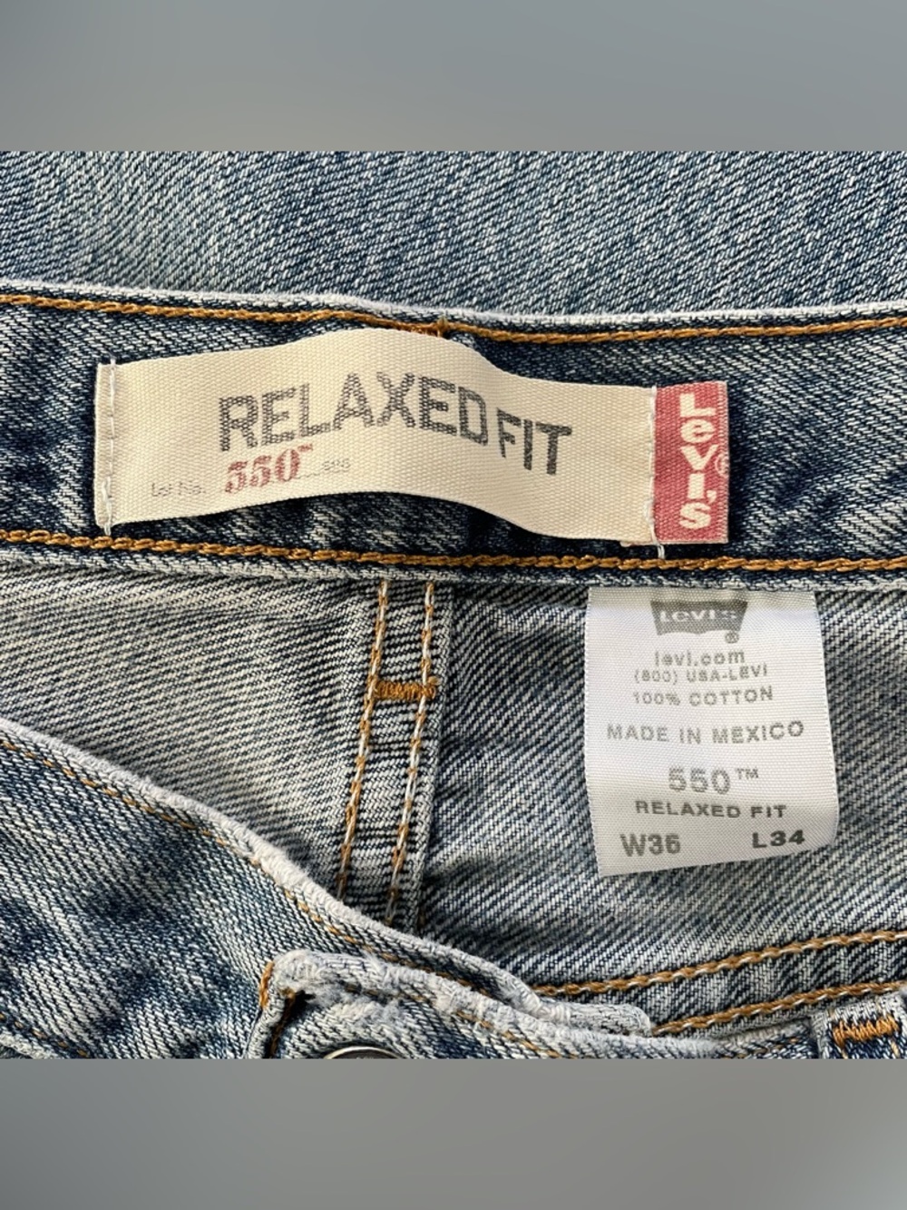 Levis 550 Relaxed Fit Jeans Mens 36x34 Blue Light Wash Distressed 100% Cotton - Picture 3 of 16